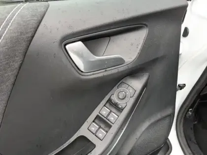 Photo 7 Ford Puma  1.0 EcoBoost Hybrid 125ch Titanium S&S