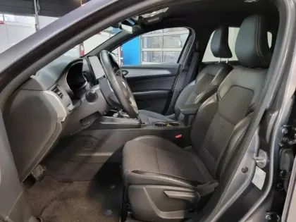 Photo 8 Renault Arkana  1.6 E-Tech hybride 145ch Techno -22