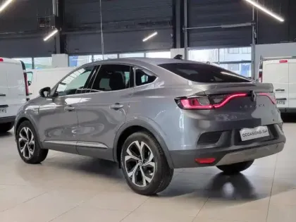 Photo 6 Renault Arkana  1.6 E-Tech hybride 145ch Techno -22