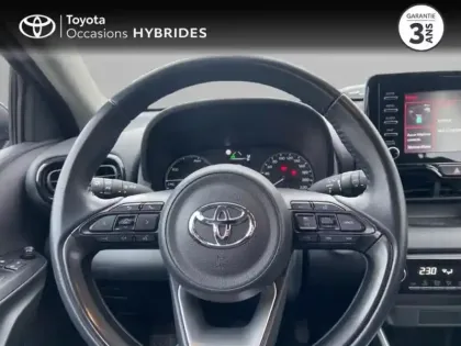 Photo 10 Toyota Yaris  116h Dynamic 5p MY22