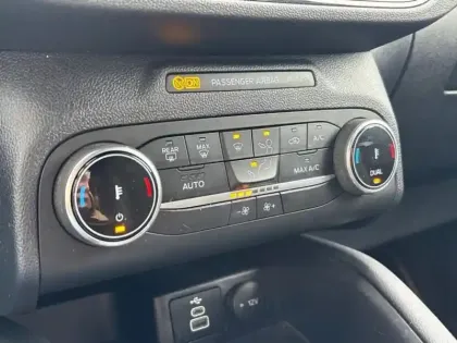 Photo 14 Ford Kuga Gén. III Ph2 ST-Line X 5