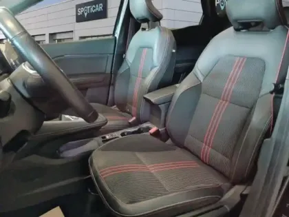 Photo 7 Renault Captur  1.6 E-Tech hybride 145ch RS Line