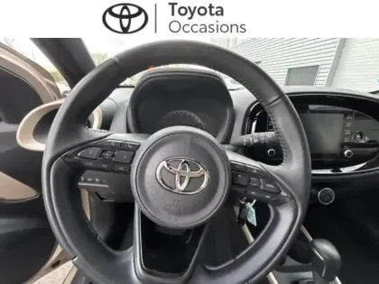 Photo 5 Toyota Aygo  X 1.0 VVT-i 72ch Design S-CVT