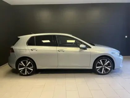 Photo 5 Volkswagen Golf  1.5 TSI EVO2 116ch VW Edition