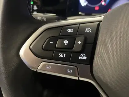 Photo 14 Volkswagen Golf  1.5 TSI EVO2 116ch VW Edition