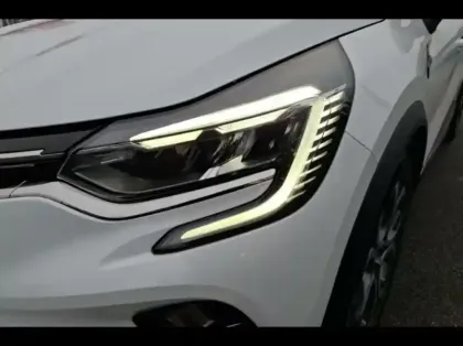 Photo 13 Renault Captur  1.6 E-Tech hybride 145ch Techno Fast Track