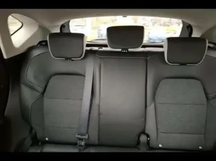 Photo 10 Renault Captur  1.6 E-Tech hybride 145ch Techno Fast Track