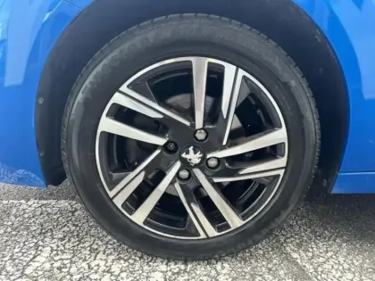 Photo 9 Peugeot 208 Gén. II Ph1 Allure Business 5