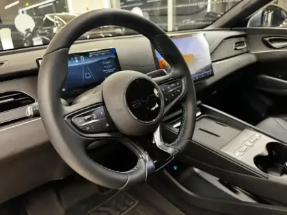 Photo 12 BYD Seal  6 1.5 DM-i 184ch Boost