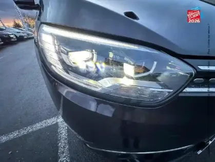 Photo 12 Renault Scenic  1.7 Blue dCi 150ch Initiale Paris EDC Sieges chauf/cuir GPS Camera