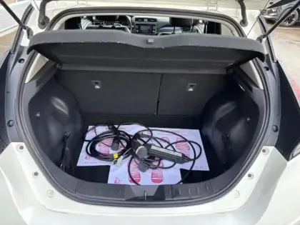 Photo 11 Nissan Leaf  150ch 40kWh N-Connecta