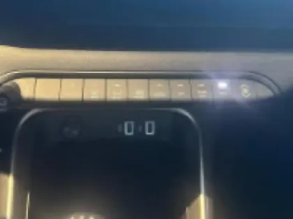 Photo 14 Jeep Avenger  Electrique 156ch 115kW Summit