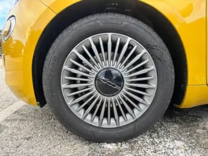 Photo 8 Fiat 500  1.0 FireFly 65ch hybrid Torino