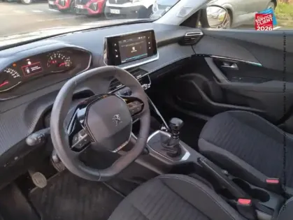 Photo 14 Peugeot 2008  1.2 PureTech 100ch S/S Style GPS Radar AR Carplay