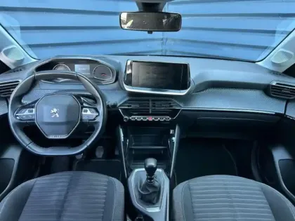 Photo 9 Peugeot 208  1.2 PureTech 100ch S&S Style 118g