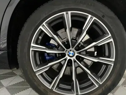 Photo 5 BMW X5  xDrive45e 394ch M Sport 17cv