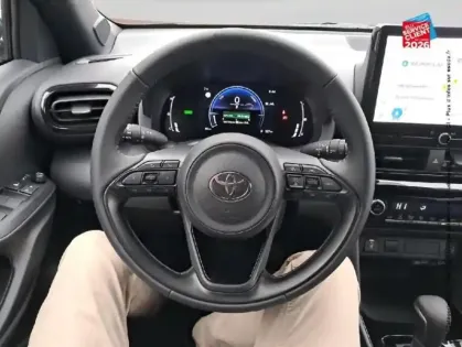 Photo 11 Toyota Yaris  Cross 116h DesignPackCargo MY25