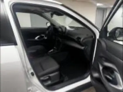 Photo 13 Toyota Yaris  Cross 116h Dynamic MY25