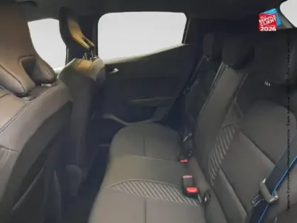 Photo 10 Renault Clio  1.6 E-Tech 145ch full hybrid esprit Alpine - 24