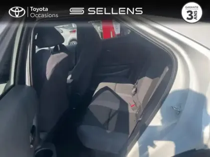 Photo 6 Toyota C-HR  2.0 Hybride Rechargeable 225ch Design Business MY26