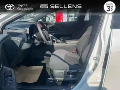 Photo 5 Toyota C-HR  2.0 Hybride Rechargeable 225ch Design Business MY26