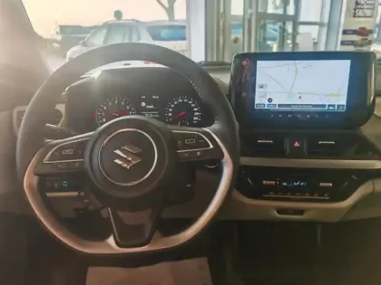 Photo 8 Suzuki Swift  1.2 Dualjet Hybrid 83ch Pack