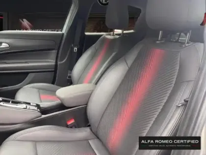 Photo 9 Alfa Romeo Junior  1.2 Ibrida 136ch DCT6