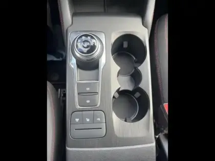 Photo 14 Ford Kuga  2.5 Duratec 190ch FHEV E85 ST-Line BVA