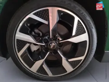 Photo 9 Mini Cooper  3 Portes SE 218ch Favoured