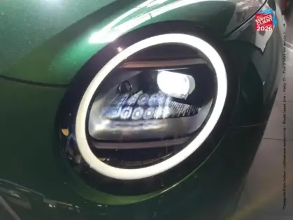 Photo 27 Mini Cooper  3 Portes SE 218ch Favoured