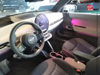 Photo 29 Mini Cooper  3 Portes SE 218ch Favoured