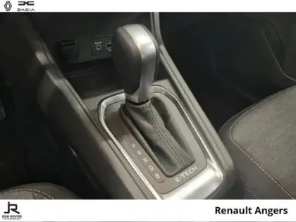 Photo 5 Renault Captur  E-Tech hybride 145ch Zen