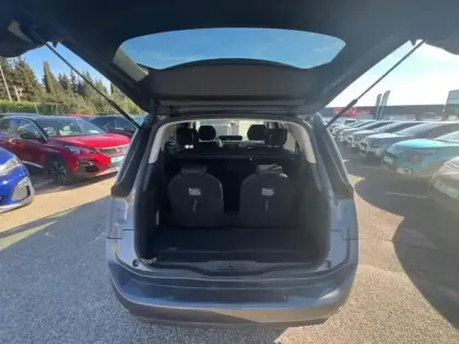 Photo 5 Citroën C4 Picasso Grand C4 SpaceTourer BlueHDi 130ch S&S Shine E6.d-TEMP