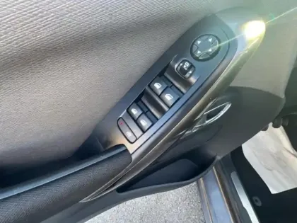 Photo 12 Citroën C4 Picasso Grand C4 SpaceTourer BlueHDi 130ch S&S Shine E6.d-TEMP