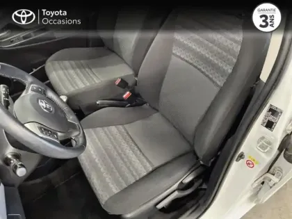 Photo 10 Toyota Yaris  69 VVT-i France 5p