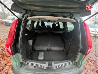 Photo 13 Dacia Jogger  1.6 hybrid 140ch Extreme 7 places -24