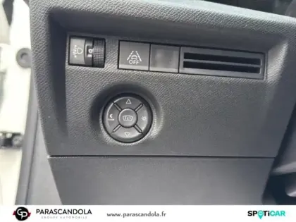 Photo 12 Citroën C4  PureTech 130ch S&S Shine