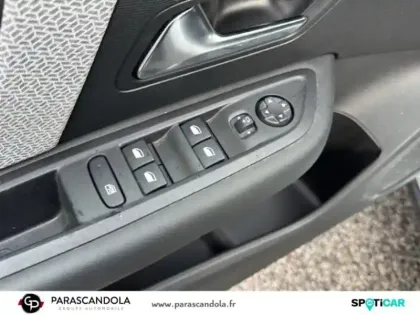 Photo 11 Citroën C4  PureTech 130ch S&S Shine