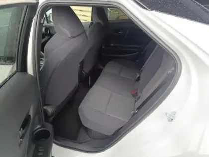 Photo 10 Toyota C-HR  1.8 Hybride 140ch Graphic MY26