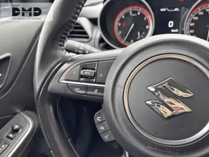 Photo 13 Suzuki Swift  1.2 Dualjet Hybrid 83ch Pack