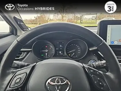 Photo 12 Toyota C-HR  2.0 Hybride 184ch Collection E-CVT