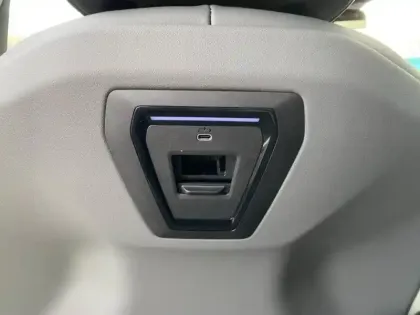 Photo 11 BMW Serie 5 Série 5 Touring 550e 489ch M Sport xDrive