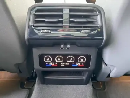 Photo 10 BMW Serie 5 Série 5 Touring 550e 489ch M Sport xDrive