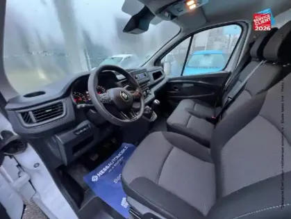 Photo 44 Renault Trafic Gén. III (F82) Ph3 Confort 4