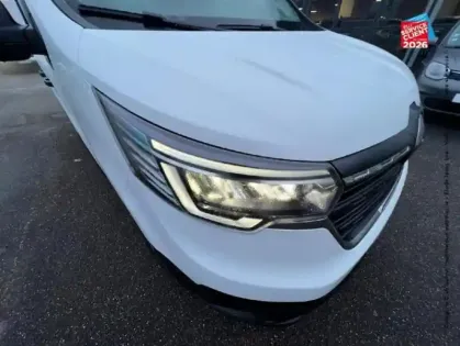 Photo 27 Renault Trafic Gén. III (F82) Ph3 Confort 4