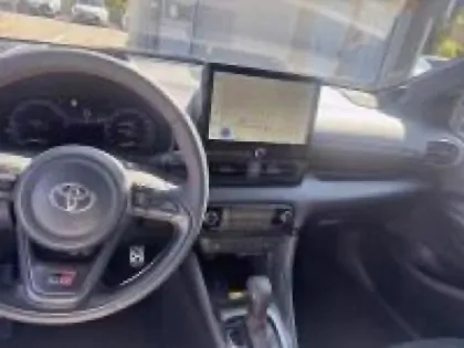 Photo 13 Toyota Yaris  130h GR Sport 5p MY25