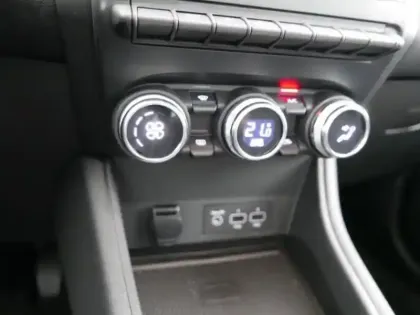 Photo 9 Renault Captur  1.0 TCe 90ch Techno