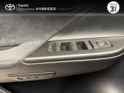 Photo 13 Toyota C-HR  2.0 Hybride Rechargeable 225ch Collection MY25