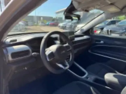 Photo 8 Jeep Avenger  Electrique 156ch 115kW Altitude