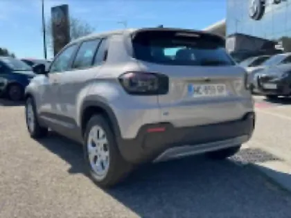 Photo 6 Jeep Avenger  Electrique 156ch 115kW Altitude